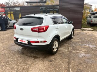 2012 Kia Sportage III, белый, 1150000 рублей, вид 4