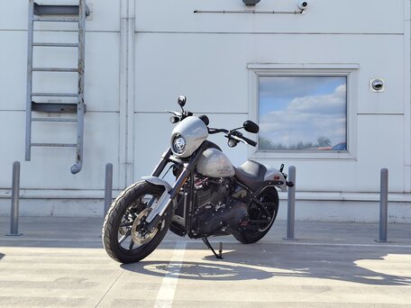 2025 Harley-Davidson Low Rider, серый, 2199000 рублей, вид 4