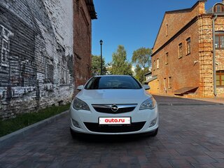 2010 Opel Astra J, белый, 550000 рублей, вид 3