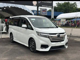 2022 Honda Stepwgn Spada V Рестайлинг, белый, 2120000 рублей, вид 3