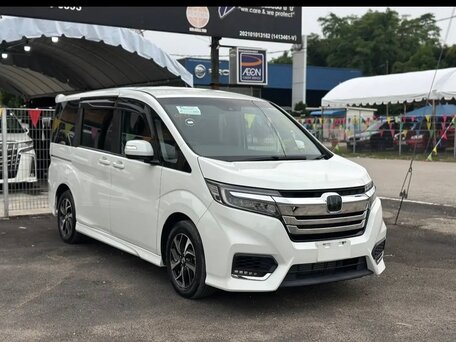 2022 Honda Stepwgn Spada V Рестайлинг, белый, 2120000 рублей, вид 3
