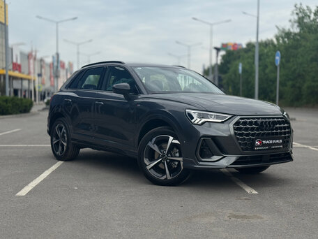 Audi Q3 II (F3)