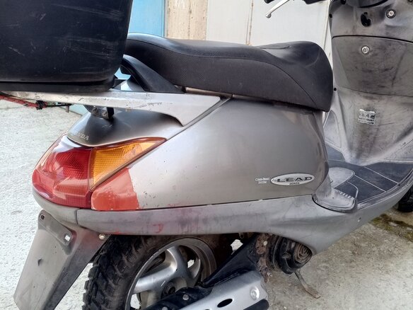 2001 Honda Lead 100, серебристый, 60000 рублей - вид 17