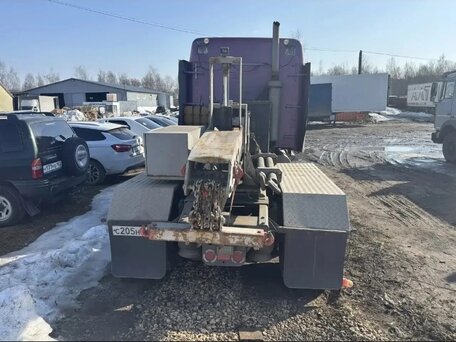 2003 Freightliner Columbia, красный, 2000000 рублей, вид 3