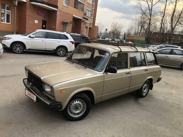 2011 Lada (ВАЗ) 2104, золотистый - вид 1