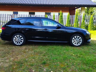 2020 Audi A4 40 g-tron V (B9) Рестайлинг, чёрный, 1650000 рублей, вид 3