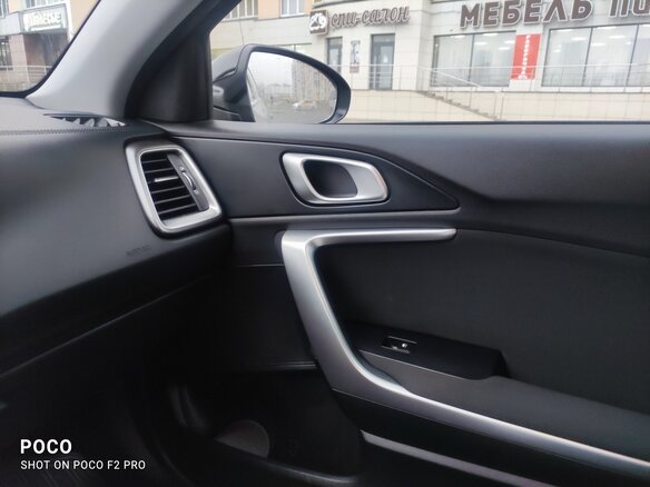 2019 Kia Ceed III, чёрный, 1900000 рублей - вид 7