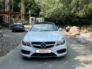 2013 Mercedes-Benz E-Класс 200 IV (W212, S212, C207) Рестайлинг, белый, 1750000 рублей, вид 2