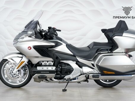 2023 Honda GL 1800 Gold Wing, серебристый, 3177000 рублей, вид 2