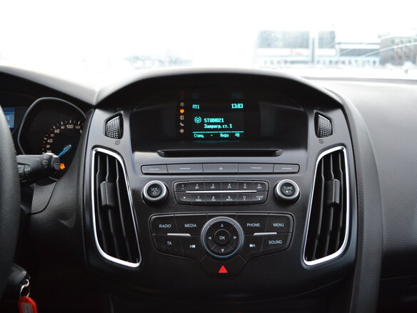2017 Ford Focus III Рестайлинг, серебристый - вид 12