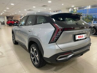 2026 Geely Atlas II, серебристый, 4119990 рублей, вид 2