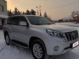 2014 Toyota Land Cruiser Prado 150 Series Рестайлинг 1, серебристый, 3800000 рублей, вид 3