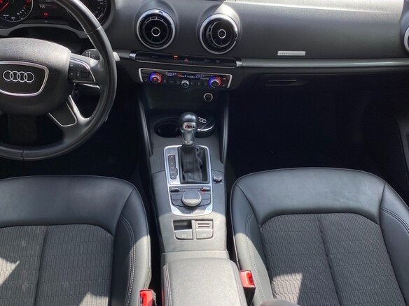 2016 Audi A3 III (8V), красный, 1980000 рублей - вид 10