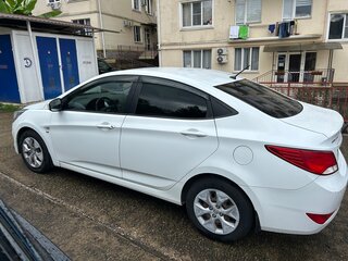 2016 Hyundai Solaris I Рестайлинг, белый, 1050000 рублей, вид 4
