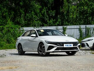 2026 Hyundai Elantra VII (CN7) Рестайлинг, белый, 2859900 рублей, вид 3