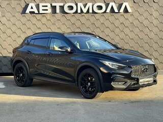 Infiniti QX30