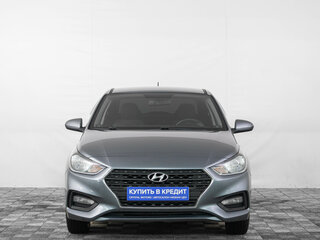 2017 Hyundai Solaris II, серый, 949000 рублей, вид 2