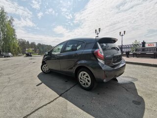 2019 Toyota Aqua I Рестайлинг 2, серый, 1450000 рублей, вид 5