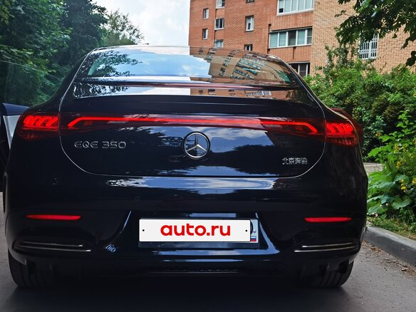 2022 Mercedes-Benz EQE 350+, чёрный, 6500000 рублей - вид 8
