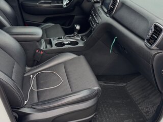 2016 Kia Sportage IV, белый, 1730000 рублей, вид 4