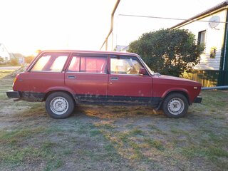 1992 Lada (ВАЗ) 2104 5-speed, красный, 110000 рублей, вид 4