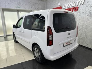 2013 Citroen Berlingo Trek II Рестайлинг, белый, 995000 рублей, вид 3