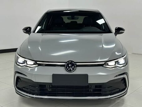 2022 Volkswagen Golf VIII, серый, 2250000 рублей, вид 2