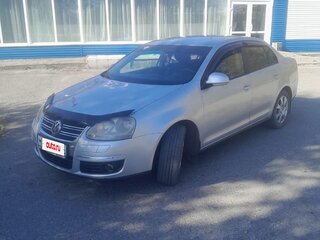 2009 Volkswagen Jetta V, серебристый, 750000 рублей, вид 1