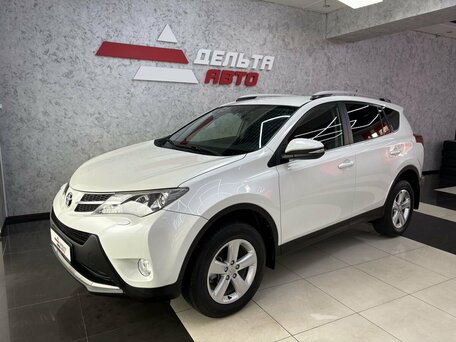 Toyota RAV4 IV (XA40)