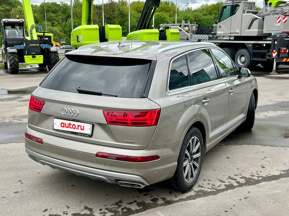 2017 Audi Q7 II (4M), бежевый, 6000000 рублей - вид 5