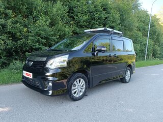 2011 Toyota Noah II (R70), чёрный, 2000000 рублей, вид 4