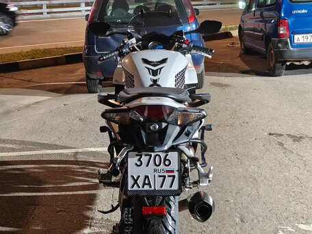 2014 Honda VFR 800, белый, 500000 рублей, вид 5