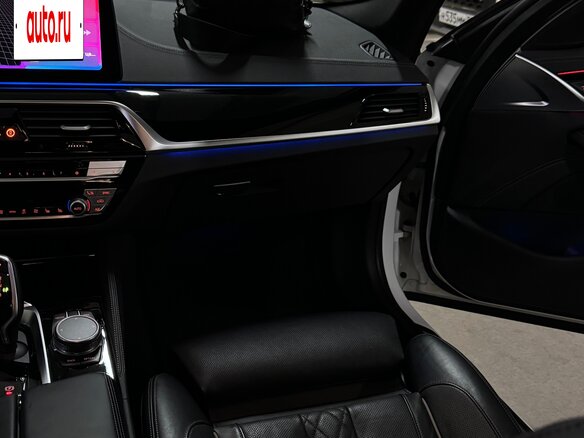 2020 BMW 5 серии 530i VII (G30/G31/G38) Рестайлинг, белый, 5250000 рублей - вид 10