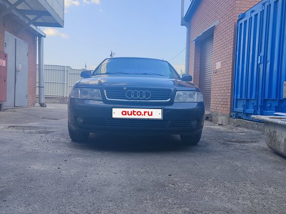 1999 Audi A4 I (B5) Рестайлинг, чёрный, 550000 рублей - вид 3