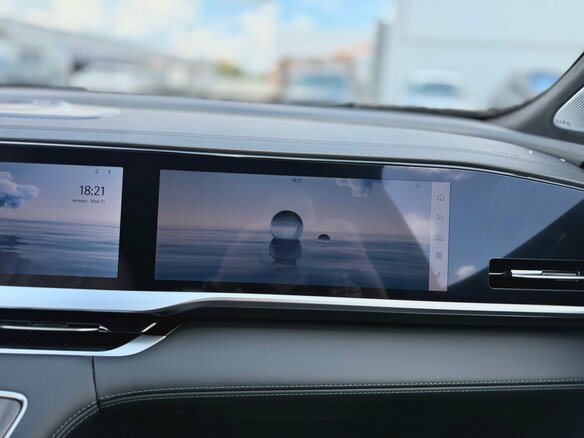 2026 Geely Monjaro I Рестайлинг, белый - вид 15