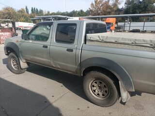 2012 Nissan NP300, серебристый, 820000 рублей, вид 5