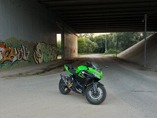 2018 Kawasaki Ninja 400, зелёный, 500000 рублей, вид 2