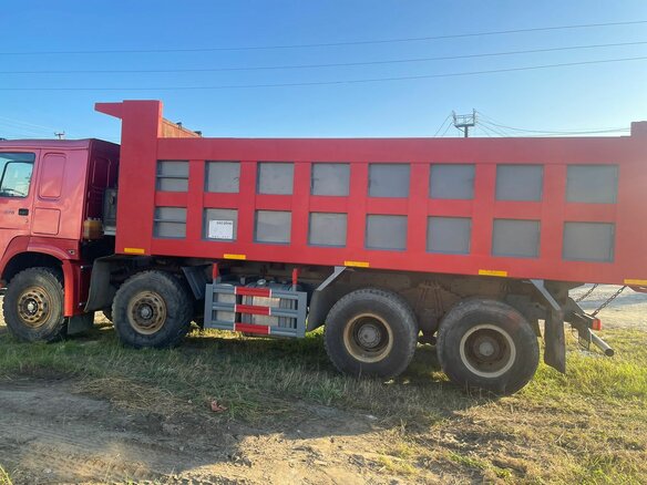2011 Sinotruk Howo Прочие Кабины, красный, 2210000 рублей - вид 14