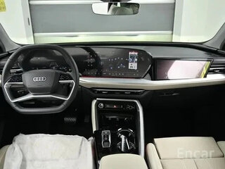2025 Audi Q5 40 TDI III (GU), чёрный, 7480000 рублей, вид 3
