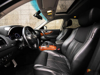 2012 Infiniti FX30d II (S51) Рестайлинг, белый, 2000000 рублей, вид 3