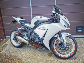 2012 Honda CBR 1000 RR/RA Fireblade, белый, 900000 рублей, вид 1