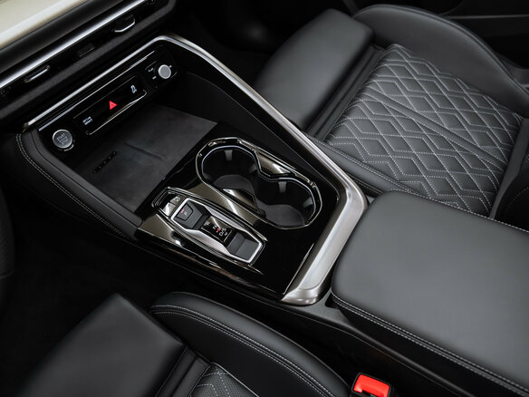 2026 Audi Q5 L III (GU), чёрный - вид 15
