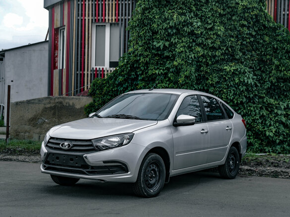 2026 Lada (ВАЗ) Granta Active Cross I Рестайлинг, серебристый