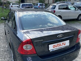 2010 Ford Focus II Рестайлинг, серый, 950000 рублей, вид 4