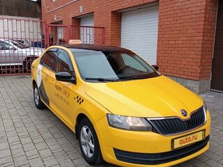 2015 Skoda Rapid I, жёлтый, 470000 рублей, вид 3