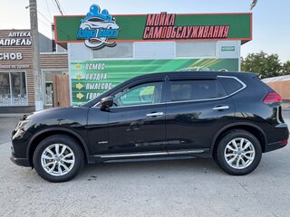 2017 Nissan X-Trail III Рестайлинг, чёрный, 2050000 рублей, вид 5