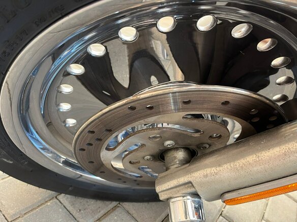 2013 Harley-Davidson Fat Boy, красный, 1390000 рублей - вид 19