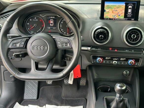 2019 Audi A3 III (8V) Рестайлинг, чёрный, 1860000 рублей - вид 12