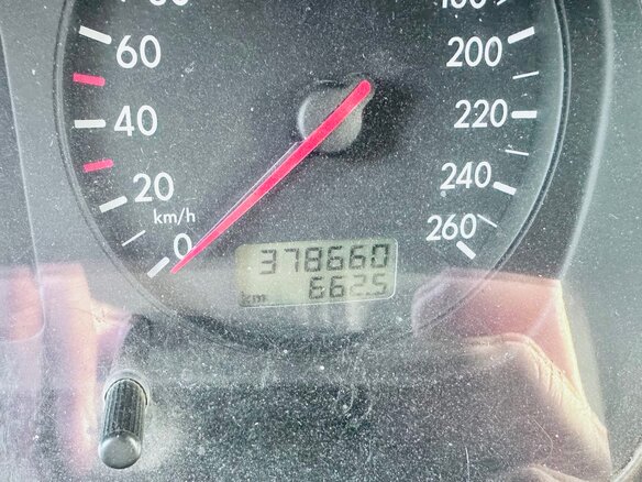 1998 Volkswagen Golf IV, жёлтый, 270000 рублей - вид 9