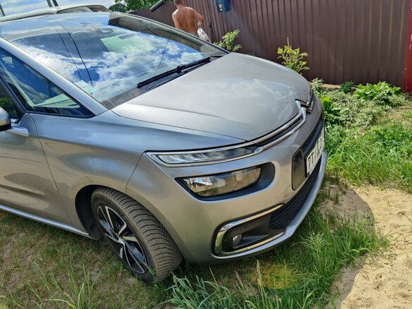 2018 Citroen C4 Picasso II Рестайлинг, серый, 1650000 рублей - вид 4